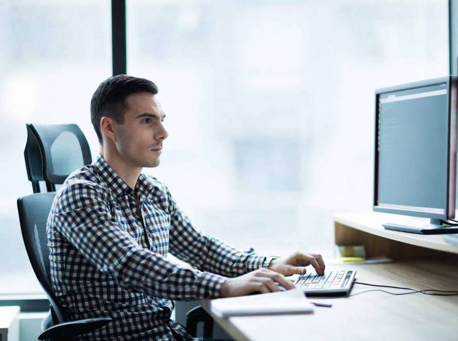 WordPress vs HTML Website: Which Is Better for Your Business in 2026?